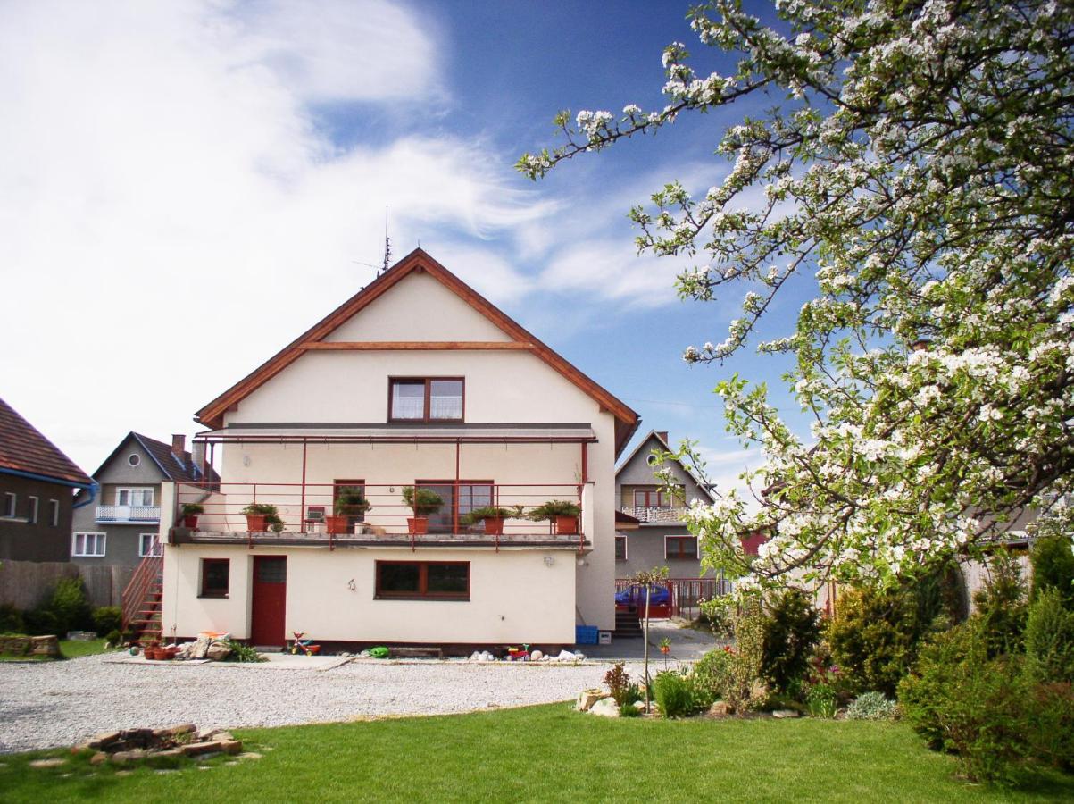 Apartments Iris Liptovský Mikuláš Dış mekan fotoğraf